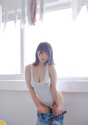 吱啪啪欧美AV无码区二三区A片_电影免费国语