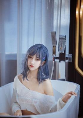 午夜草逼五十路少妇_BD英语免费观看电视剧