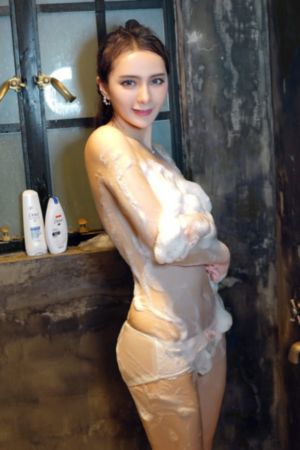 欧美变态一区_720完整在线观看