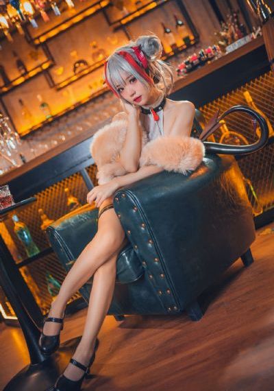 美女又黄又骚_超清最新电影在线观看