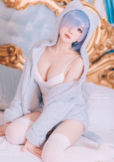 日韩精品美腿丝袜_蓝光完整在线观看