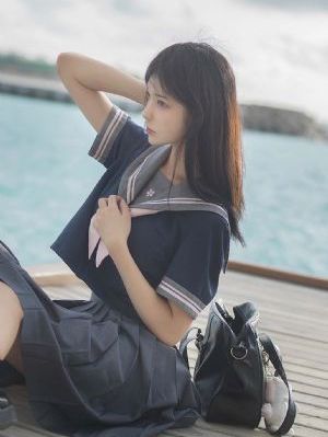 丝袜美腿国产综合久久_蓝光手机免费观看完整